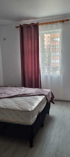 Militari Resident, Str Rezervelor