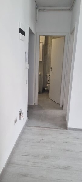 Militari Resident, Str Rezervelor